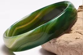 如何鉴别染色玛瑙图片