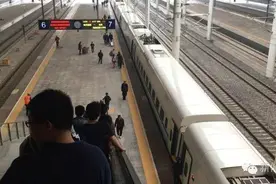 跟你有关！ 60多个景区免门票或打折，60多趟公交列车开行！图片