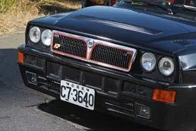 80年代经典好车Lancia Delta图片