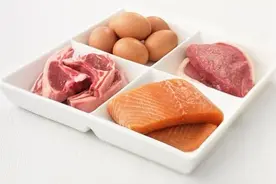 平时如何护理骨折的老年人图片