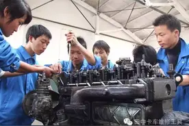 90后卡车修理工难管？是你的方法不对吧！图片