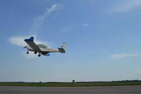 贵飞“鹞鹰”外贸无人机成功首飞 贵州无人机要出国了图片