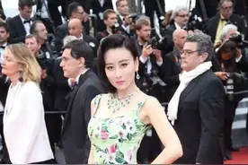 戛纳红毯直击 50岁巩俐完爆刘亦菲 马思纯竟被拒之场外！图片