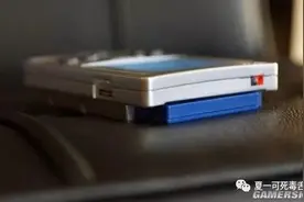 复刻版Game Boy问世致敬任天堂 老卡带拿出来还能用图片