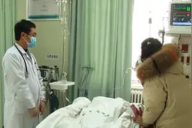 暖新闻 | “英雄母亲”突发脑溢血，热心人士探望挽回性命图片