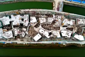 中建一局三亚海棠湾河心岛项目喜迎封顶图片
