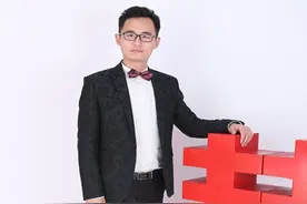 日照青年主持人国庆：每一场婚礼都让新人心灵得到洗涤图片