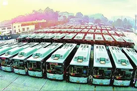 岳阳：城区公交30日全线恢复运营 1500辆出租车也将全部上路图片