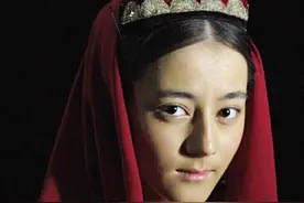 杨幂手下众多艺人，如今她的人气直逼杨幂图片