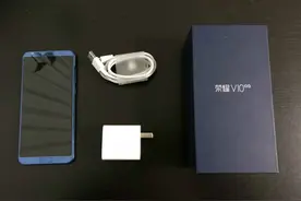 【玩物】依旧主打人工智能的荣耀V10有什么新功能？图片