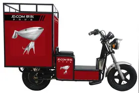 深圳要求快递公司两个月内淘汰三轮车，改用两轮电动车图片