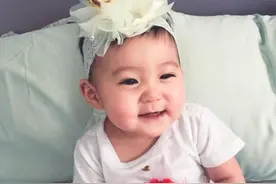 修杰楷晒爱女萌照 为贾静雯送母亲节祝福图片