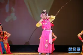 “中华文化大乐园”青少年中华传统艺能交流在东京公演图片