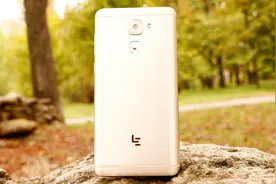 乐视手机恢复出厂设置就“变砖”，试试这个方法