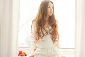 这样拍出来的美女都是仙女！泼辣修图原创摄影后期教程视频封面