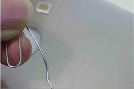 手机卡槽无法拔出，不妨试试这招吧！图片