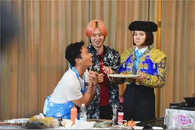 张智霖与妻子互换角色 变身金句达人图片