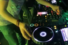 一首DJ版《幸运儿》送给大家，超级好听！视频封面