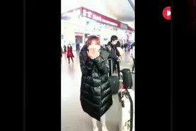男朋友是个身高165cm的矮个子，我都不敢穿高跟鞋，因为我爱他啊视频封面