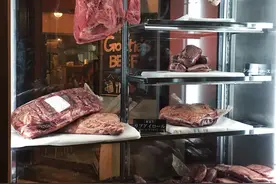 小鲜肉太肤浅，老腊肉太干瘪，这才是绝代好肉图片