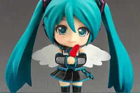 「初音未来X红色羽毛」手办即将发售 纪念红色羽毛70周年图片