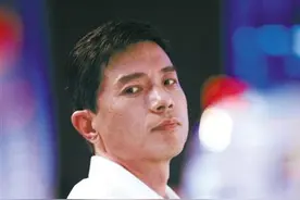 李彦宏：重新审视百度商业模式 调整竞价排名模式图片