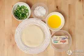 煎饼侠之快手葱油饼  懒人族也可以动手自制的美食图片