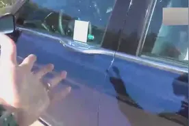 林肯汽车是怎么开车门的？贫穷限制了我的想象力！视频封面