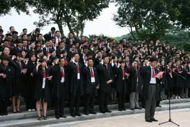 律师袍、法官袍、检察制服大PK，谁最帅气？图片