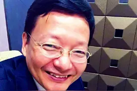 李大霄警告空头：大盘将全面反扑！散户满仓 满仓！图片