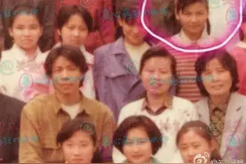 曝刘涛初中集体照 中韩明星学生旧照曝光尴尬了谁？图片