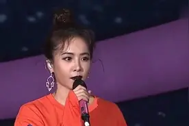 娱乐圈明星真实身高曝光，范冰冰杨颖身高有水分，唐嫣原来这么高视频封面
