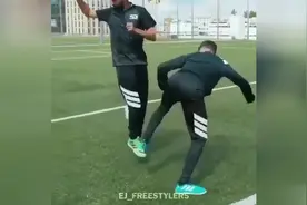 外国小哥踢足球！这样玩，太酷了视频封面