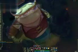 LOL中体型最大的英雄，可以说大虫子算个啥！视频封面