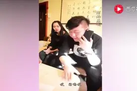 老公赌博成瘾输光家产，老婆得知后出谋划策让其改过自新！视频封面