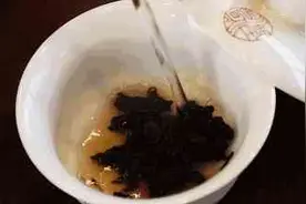 泡茶、煮粥、炖肉时的泡沫，要不要撇掉图片