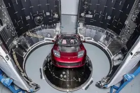 “重型猎鹰”送跑车升空，SpaceX太空梦能否成真？图片