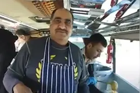 英国男子经常长途跋涉2000里 只为给一群陌生人做饭图片