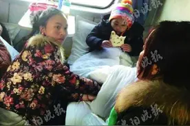 情暖千里归途：列车长自掏腰包 为民工补办卧铺票图片