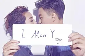 温情满满！朱丹周一围与女儿大手牵小手超幸福图片