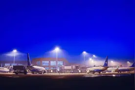 零下30度极寒冰城 厦航机务兄弟的坚守！图片