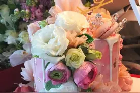 李湘发文庆祝42岁生日遭网友催生：赶紧生二胎呀图片