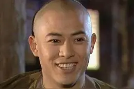 他是《还珠格格》中的柳青 如今转行当了编剧和导演！图片