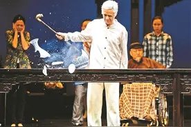 不做“古玩店” 北京人艺挖掘“新京味儿”图片