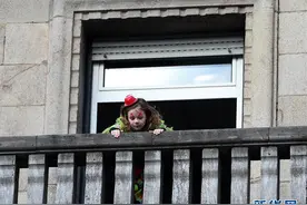 科隆狂欢节上演“玫瑰星期一”大游行图片