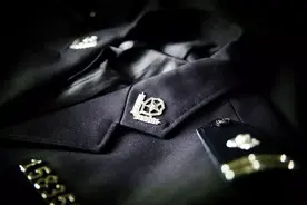 老伙计，新春快乐……图片