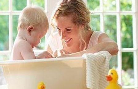 宝宝脸上很多鸡皮疙瘩一样的