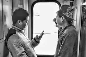 为什么火车上站票和座票一个价位？春运时节，给你揭晓