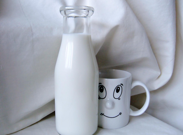 鏄ヨ妭鏈嶈嵂鑾椽鏉細閰掔簿鍜岃嵂鐗╀笉寰椾笉璇寸殑閭ｇ偣浜? onerror=