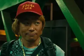 春节到了，送大家一组王宝强的表情包，跟他比周杰的鼻孔弱爆了！视频封面